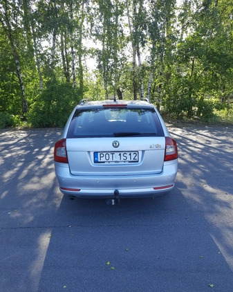 Skoda Octavia cena 19500 przebieg: 193000, rok produkcji 2012 z Ostrzeszów małe 67